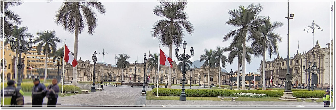 Plaza de Armas di Lima