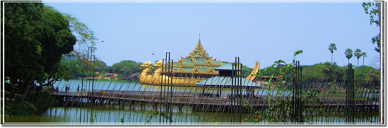 palazzo karaweik lago reale yangon