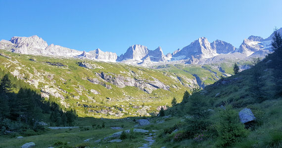 panorama sentiero rifugio gianetti