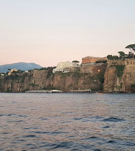 sorrento dal mare