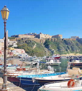 Veduta di Terra Murata Da Marina Coricella